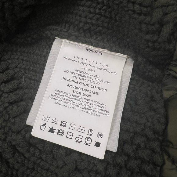 💚MONCLER💚Virgin Wool Turtleneck Quilted Cardigan - Picture 13 of 13